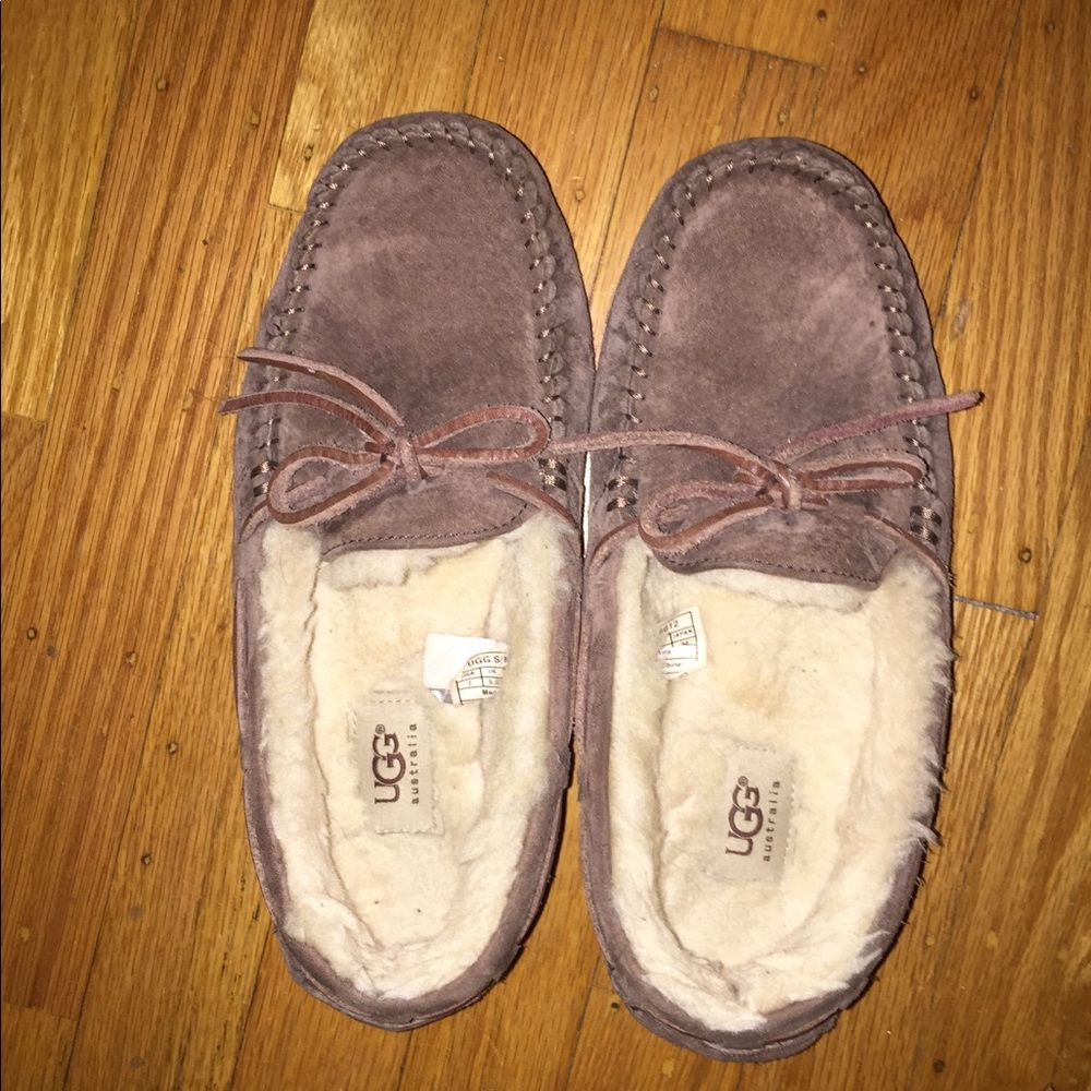 UGG Dakota slippers